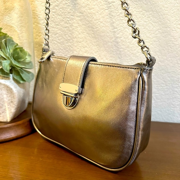 Talbots Leather Metallic Silver Crossbody/Shoulder Bag - NWOT - Picture 7 of 13